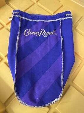 Crown Royal Purple Drawstring Velvet Bag Logo Gold Crafts Storage Pouch